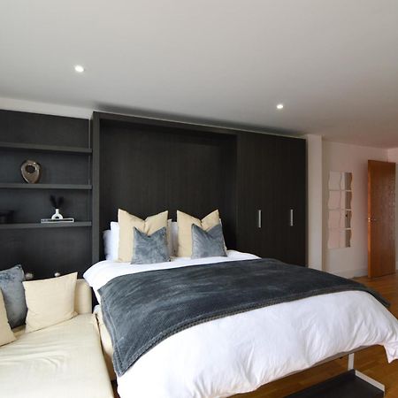 Cosy, Centrally Located Studio With Gated Parking! Loughborough Exterior foto